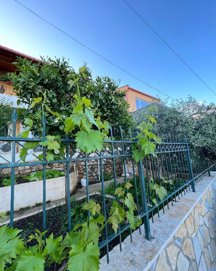 Tzavelitiko Home Himare Luaran gambar