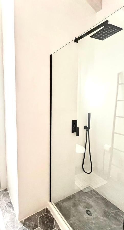 Tzavelitiko Home Himare Luaran gambar