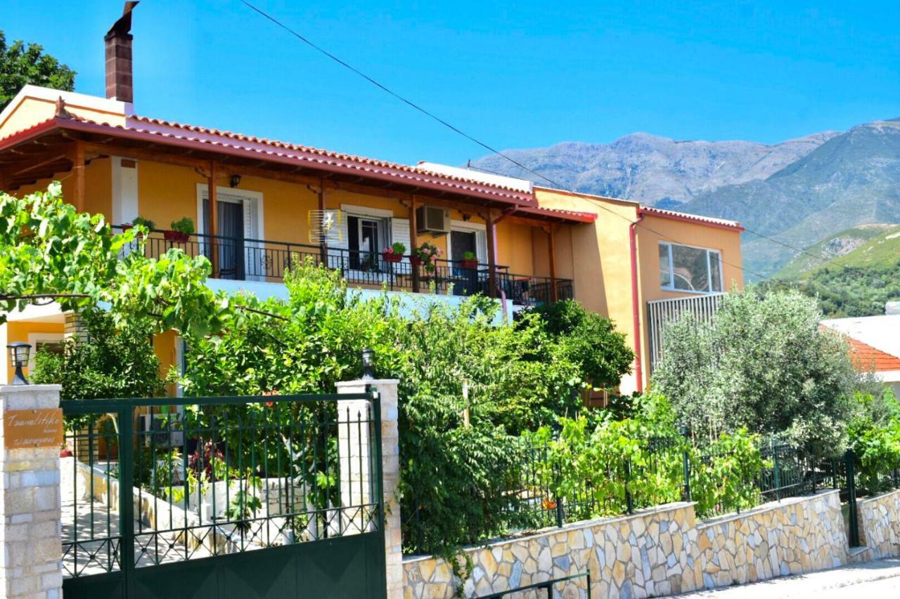 Tzavelitiko Home Himare Luaran gambar